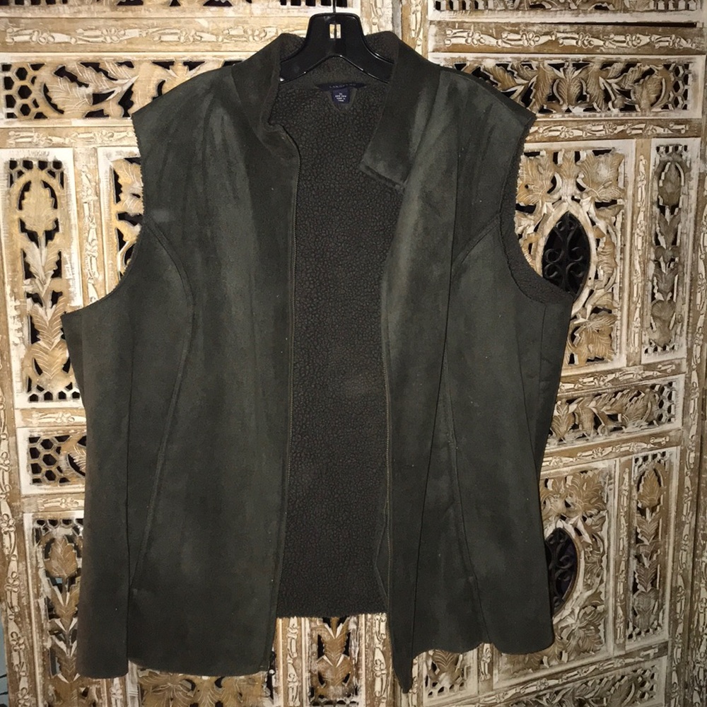Land End hunter green vest size 3X 24/26